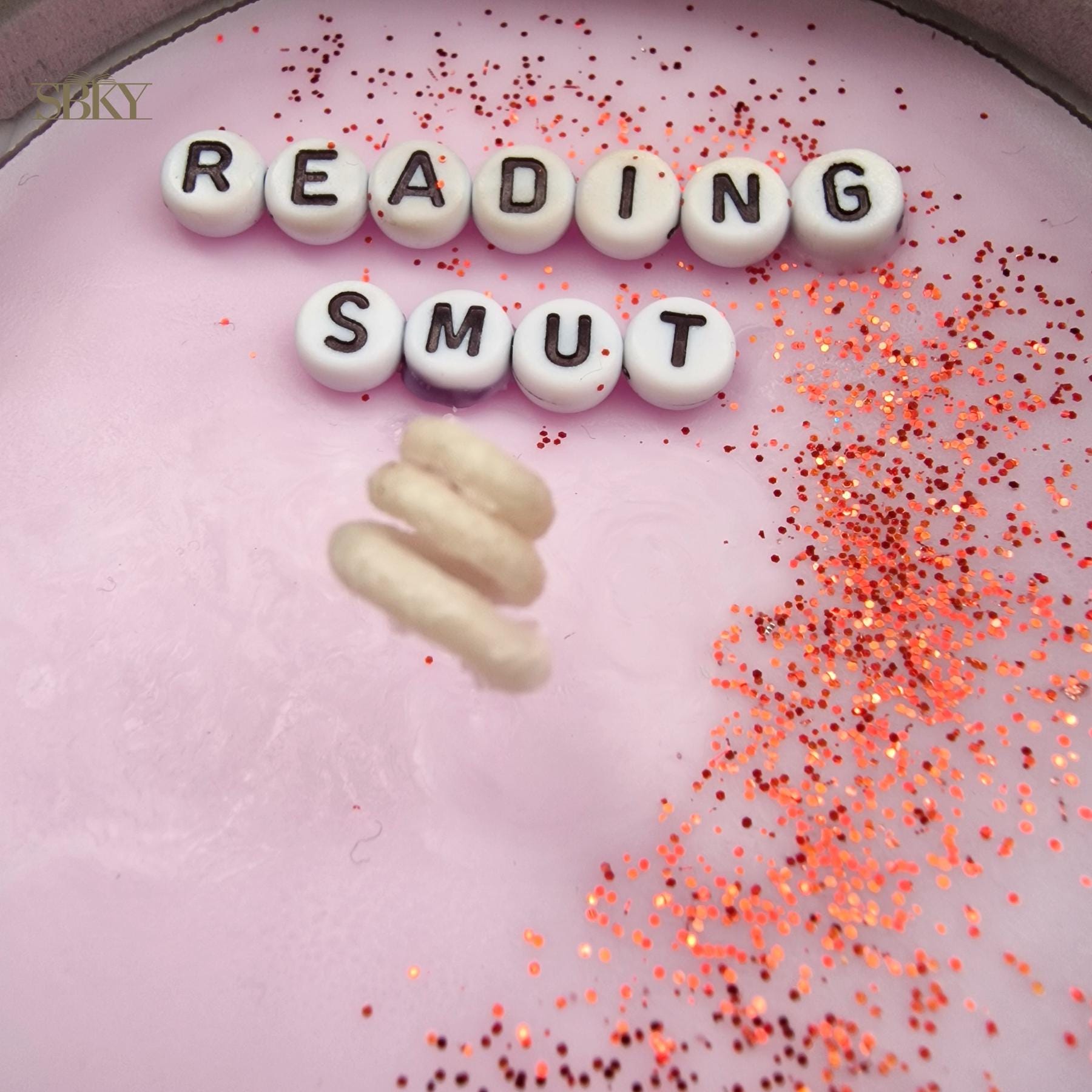 "Reading Smut" Handmade Candle