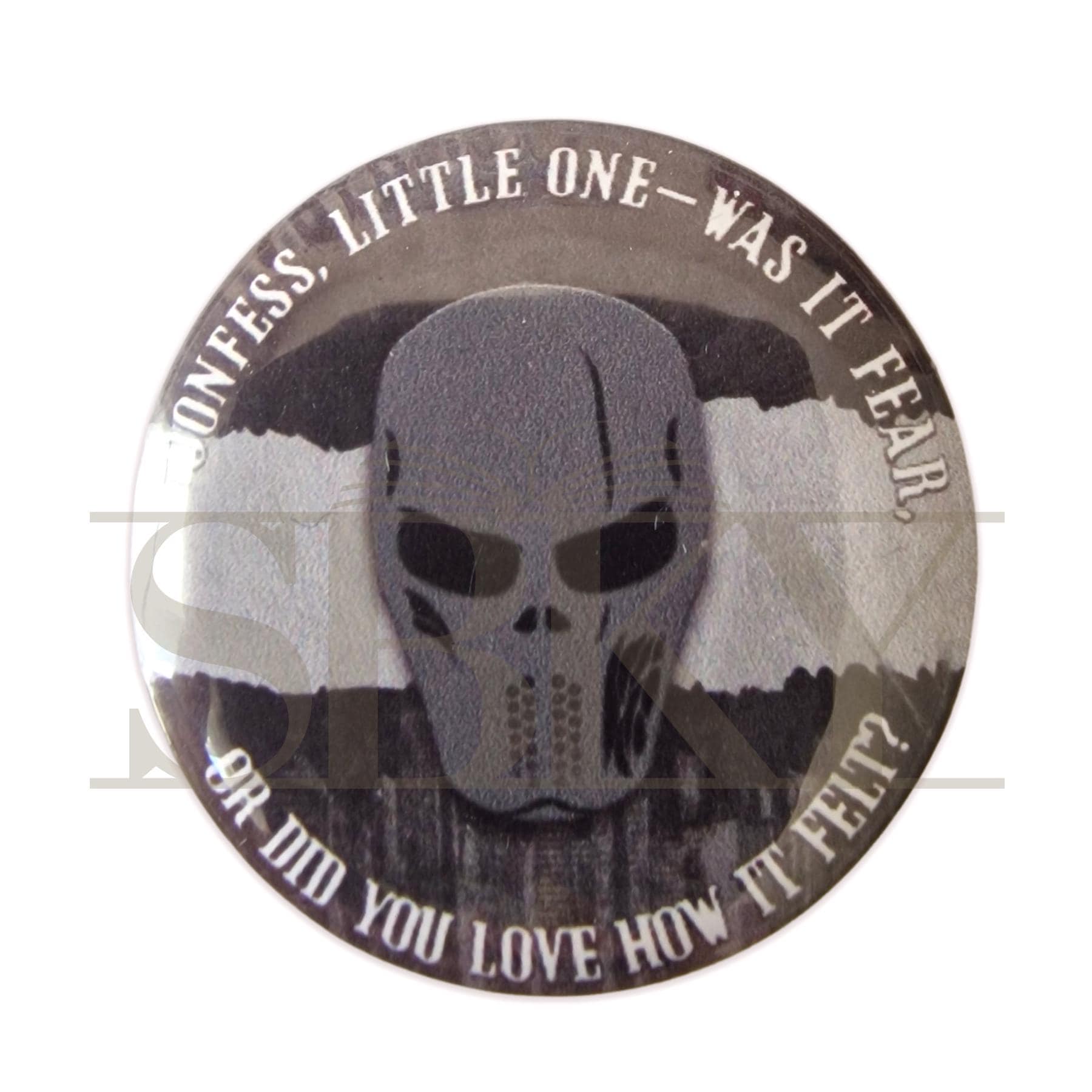 "Grey Mask" Pin